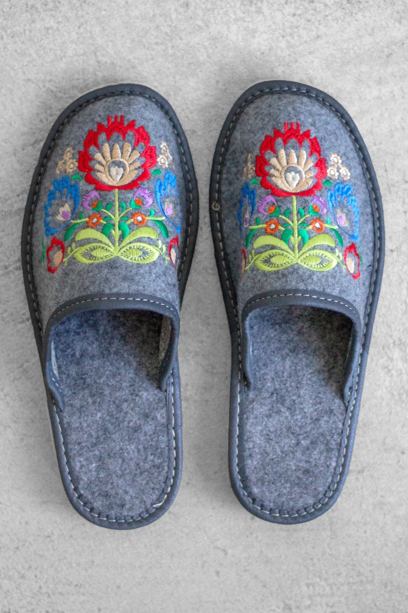 Vintage Hungarian Colorful Folk Embroidery Leather Curly Lamb Fur Lined  Slippers
